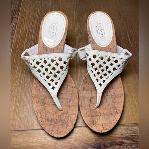 Coach Brookk Ivory Patent Leather Cork Wedge Sandals Signature Logo Size 7.5B